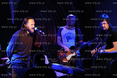 Klub Versalka w Sopocie.  Koncert  "Strzaly z biodra"...