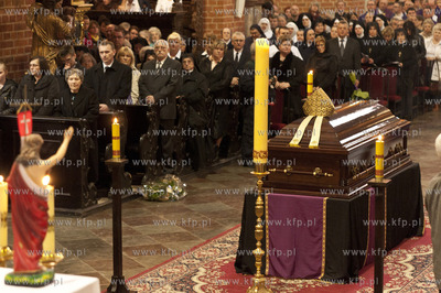 Eksporta zwlok biskupa Szlagi do katedry pelplinskiej....