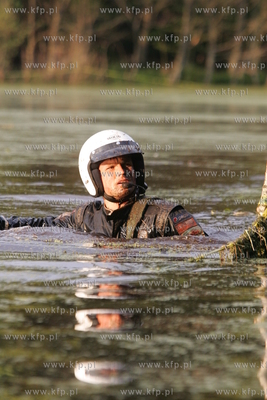 Coval - Puchar Off Road PL 2012 w Choczewie. Rajd samochodów...