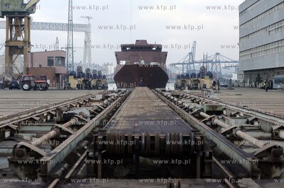 Gdynia Stocznia Marynarki Wojennej Wodowanie techniczne...