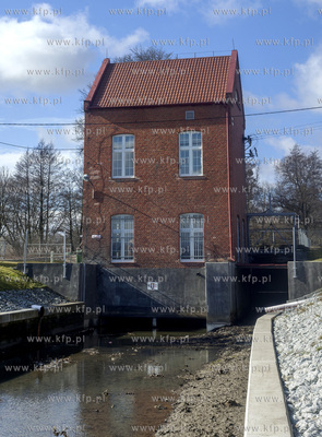 Ze wzgledu na prace konserwatorskie Elektrowni Wodnej...