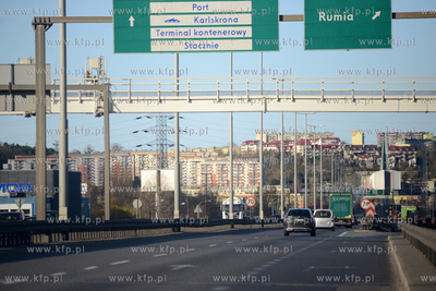 Gdynia Estakada Kwiatkowskiego
14.04.2020
Fot.  Andrzej...