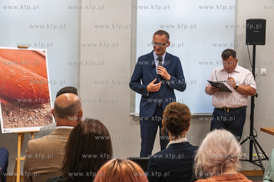 Prezentacja wyników badań archeologicznych na terenie...