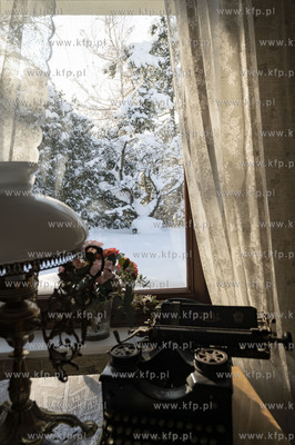 Zima w Dobrzewinie, wsi na Kaszubach w powiecie wejherowskim.10.02.2021...