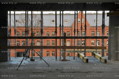 Budowa przez firm Hossa osiedla Garnizon na terenie...