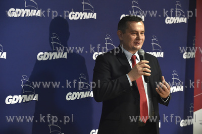 Oficjalna inauguracja nowych przystanków PKM Gdynia...
