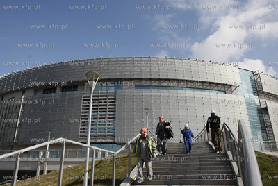 Budowa wielofunkcyjnej hali sportowo - widowiskowej...
