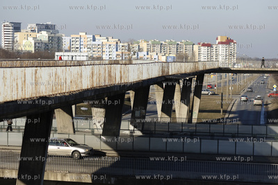 Gdansk Zaspa. Wiadukt nad ul. Rzeczypospolitej. 08.03.2011...
