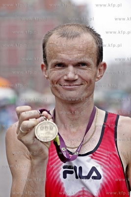 Gdansk. Meta  XVIII Maratonu Solidarnosci na ul Dlugi...