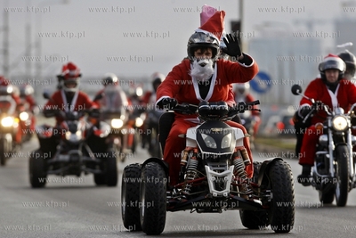 Gdansk. Ul.Marynarki Polskiej. XII edycja parady Mikolaje...