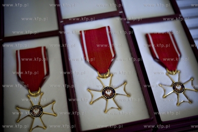 Ryszard Stachurski, wojewoda pomorski w imieniu Prezydenta...