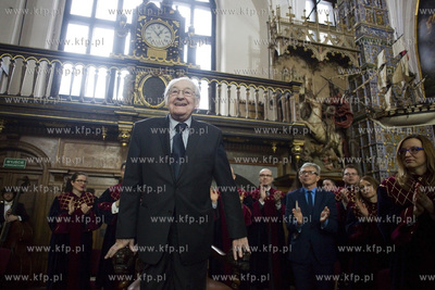 Gdańsk. Dwór Artusa. Uroczysta sesja Rady Miasta....