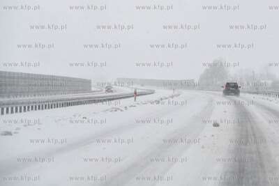Zasnieżona droga S7 Gdańsk - Warszawa. 16.01.2021...