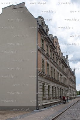 Przekazanie sześciu rodzinom kluczy do nowo wyremontowanej...