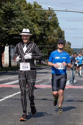 Gdańsk, skrzyżowanie Al. Grunwaldzkiej i Al.Wojska...