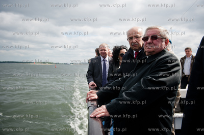 Zatoka Gdanska. Pokaz akcji odbijania zakladnikow ze...