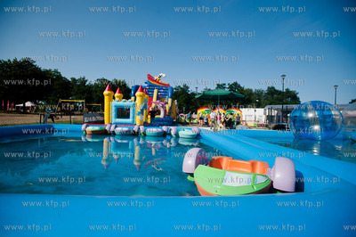 Gdansk. Wakacyjny, sloneczny dzien na plazy w Brzeznie.
Nz...