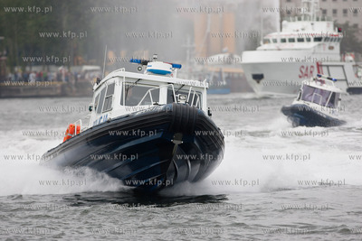 Gdynia. Skwer Kosciuszki. Festyn i pokazy zorganizowany...