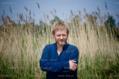 Plaza w Chalupach. PIosenkarz Pawel Stasiak.
24.05.2014
fot....
