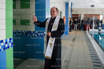 Pruszcz Gdanski. Uroczyste otwarcie krytej
plywalni...