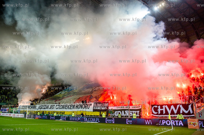 Stadion Energa Gdansk. Mecz o mistrzostwo Ekstraklasy....