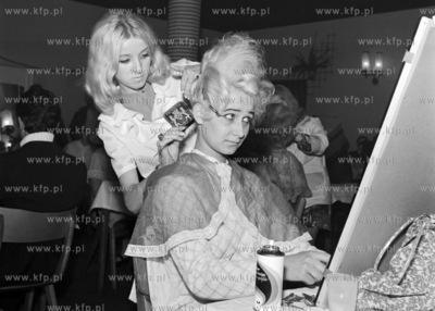 I Międzywojewódzki Konkurs Uczniów Fryzjerskich...