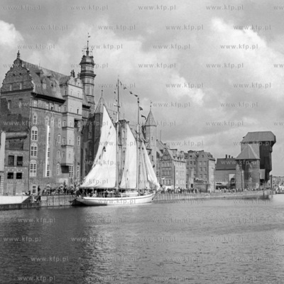 Długie Pobrzeże nad Motlawą w Gdańsku. 1964
0004379z
Fot....