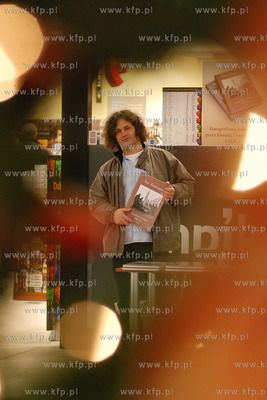 Salon EMPiK w Centrum Handlowym Auchan w Rumi. 
Spotkanie...