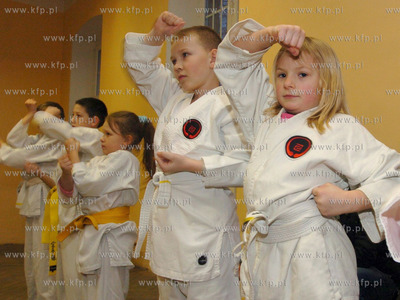 Niepogledzie, miejscowosc kolo Bytowa, woj. pomorskie,...