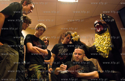 Zespol Vader w Empiku Galerii Baltyckiej w Gdansku....