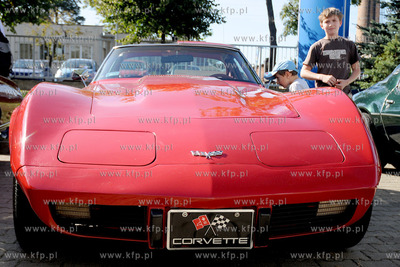 Trojmiejskie Targi Motoryzacyjne w halach wystawienniczych...