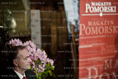 Gdansk. Dwor Artusa. Wreczenie nagrod w plebiscycie...