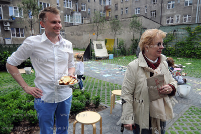 Podworko kamienicy przy Placu Grunwaldzkim 16 w Gdyni...