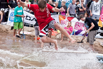 Gdansk Jelitkowo Nz zawody II edycji Polish Skimboarding...