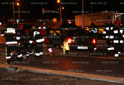 Grozny wypadek na skrzyzowaniu Kartuskiej, Lostowickiej...