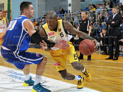 Hala 100 lecia Sopotu. Sopot. Mecz kszykowki Trefl...