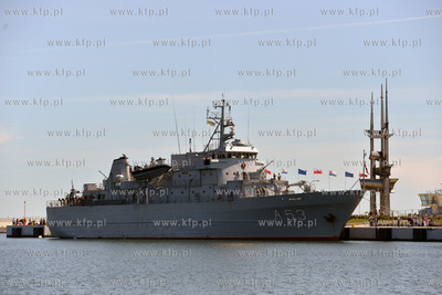 Gdynia. Miedzynarodowe manewry Baltops 2015 organizowane...