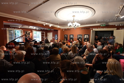 Dworek Sierakowskich. 50-lecie Towarzystwa Przyjaciół...