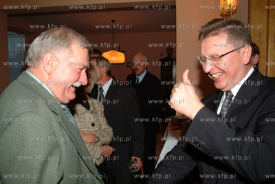 Lech Walesa 59 urodziny. Solenizant i Antoni Szczyt....