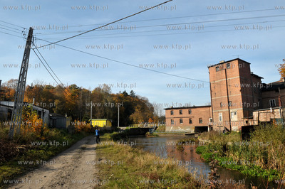Zukowo. Mlyn nad Radunia. 21.10.2012 Fot. Maciej Kosycarz...