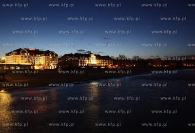 Sopot. Hotel Sheraton i Grand Hotel. 03.03.2010 fot....