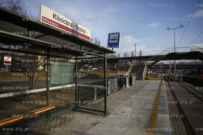 Gdańsk. Próbny przejaz tramwaju po zmodernizowanym...