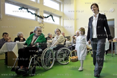 Dzieci z przedszkola nr 2  im. Jana Brzechwy wystapiły...