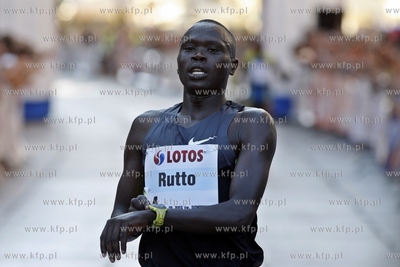 20. Bieg sw. Dominika w Gdansku. Bieg elity. Nz zwyciezca...