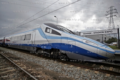 Miedzynarodowe Targi Gdanskie. Wloski pociag Pendolino...