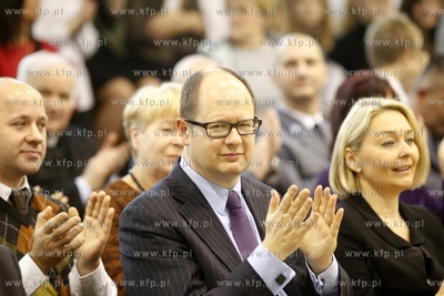 Otwarcie przebudowanych boisk przyszkolnych w szkole...