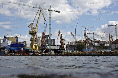Stocznia Remontowa Shipbuilding w Gdansku.
19.08.2014
fot....