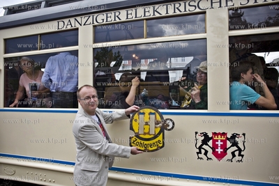 Gdańsk. Oficjalna prezentacja zabytkowego tramwaju...