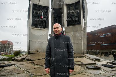 Gdansk. Plac Solidarnosci. Wiec dla obrony demokracji...