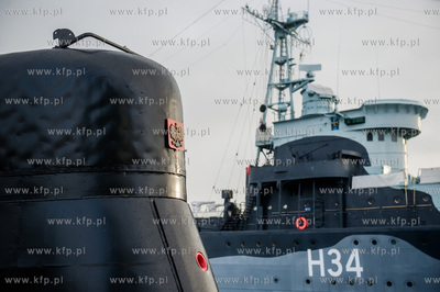 Gdynia. Skwer Kościuszki. Piknik wojskowy pt. Bezpieczna...